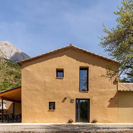 Cal Parraquer - Turisme Rural Al Peu Del Pedraforca *